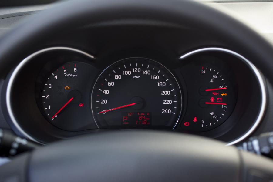  Kia Sorento 2013 года  (EU) (фото 9 из 85)